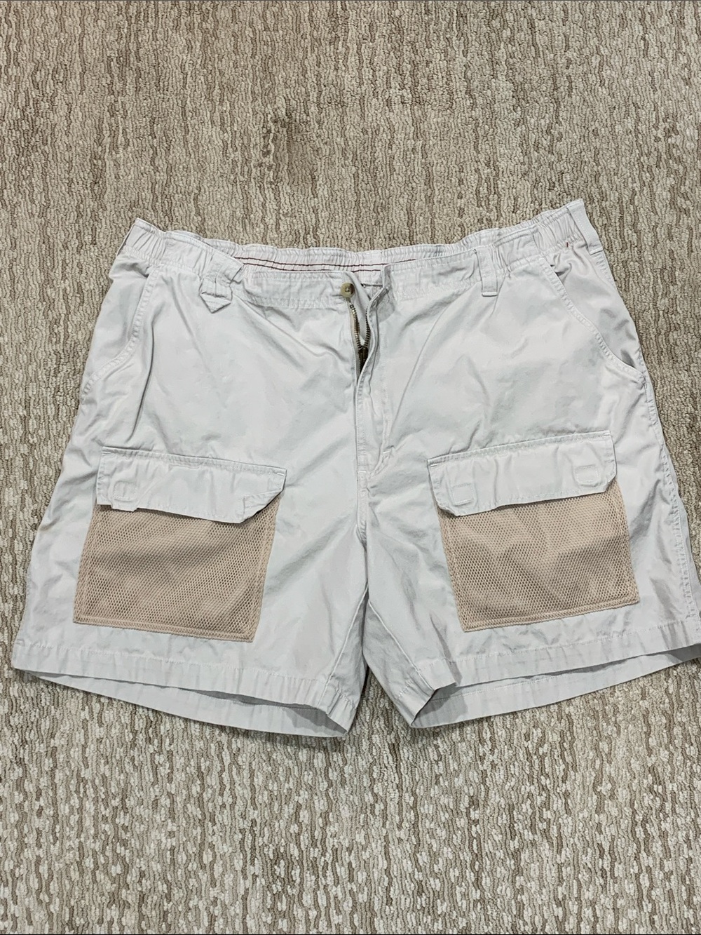 Woolrich Light Gray Cargo Shorts with Tan Mesh Front Pockets (393)